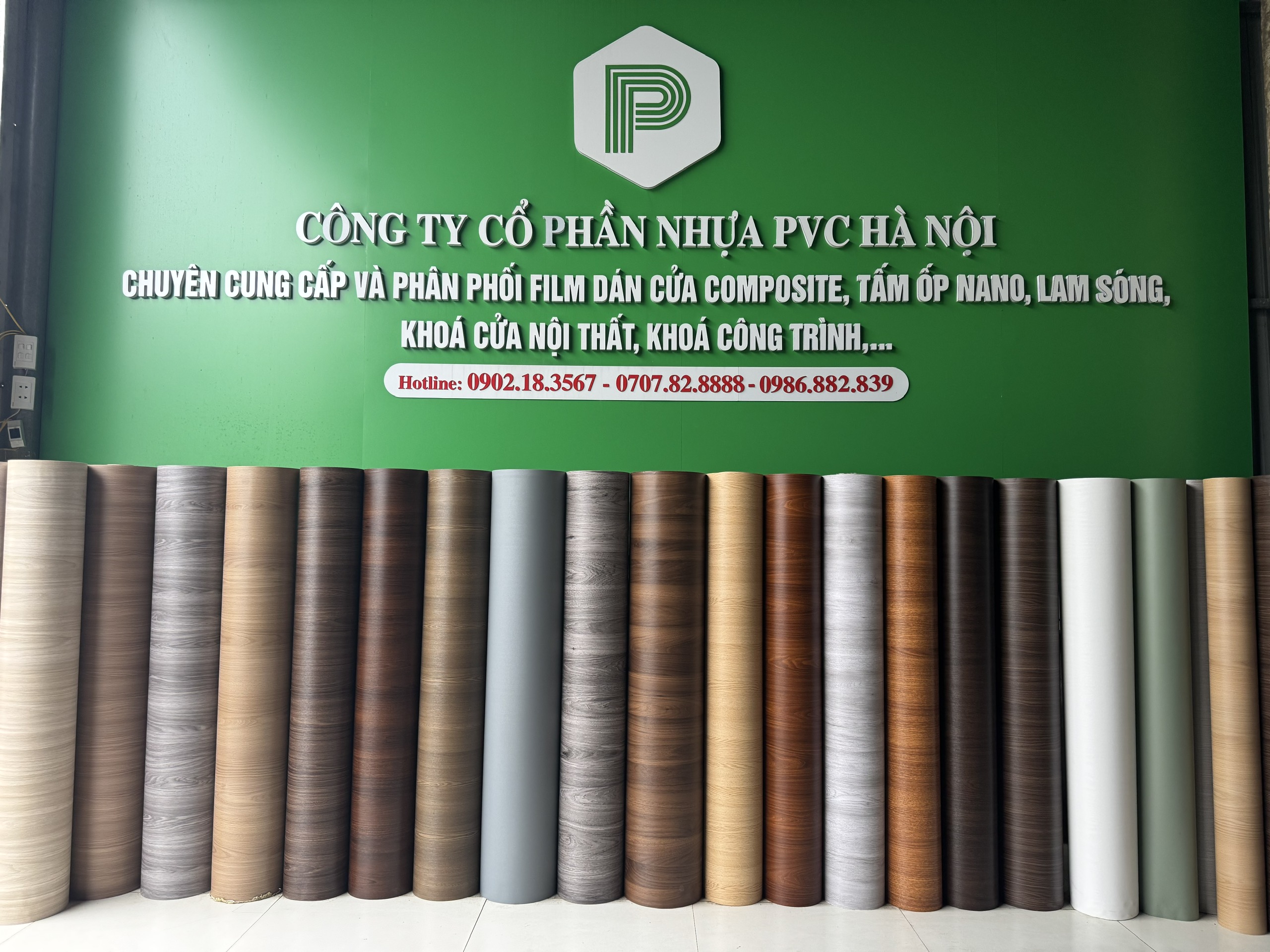 Film PVC dán cửa Composite